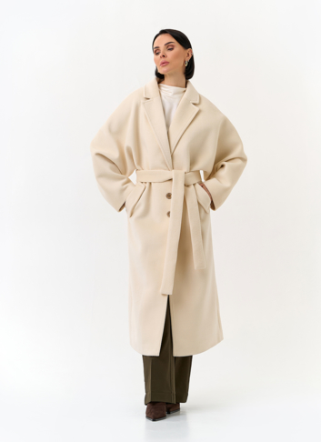 Женское свободное пальто с поясом