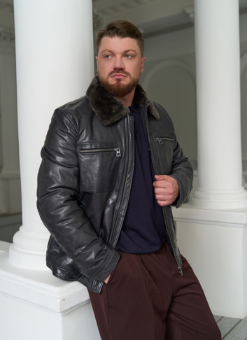 Куртка из натуральной кожи с отделкой из овчины Куртка из натуральной кожи с отделкой из овчины