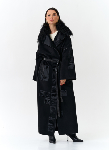 Женское длинное пальто с отделкой из меха лисы