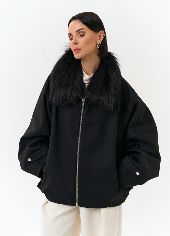 Женское укороченное пальто с отделкой из меха лисы модель № 32859 универмаг малина