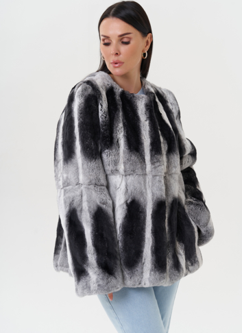 Женская шуба из меха кролика Женская шуба из меха кролика