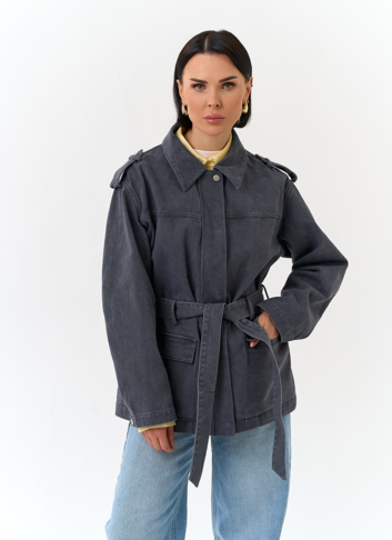 Женская джинсовая куртка с поясом