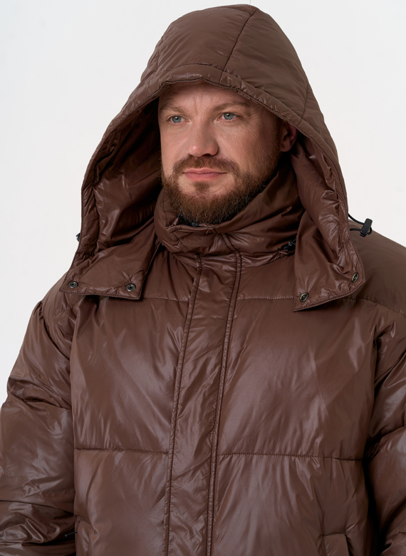 Мужской пуховик коричневого цвета