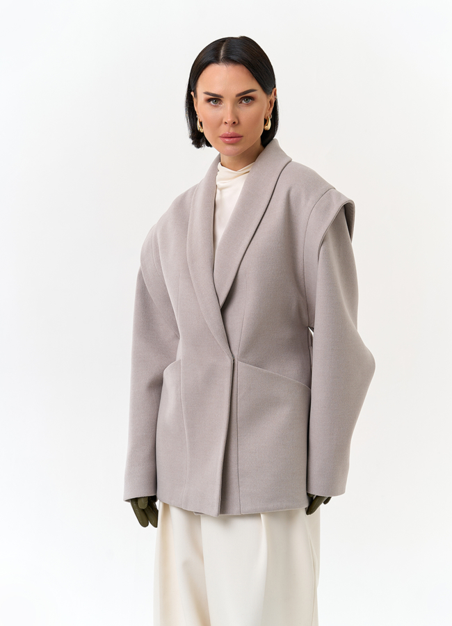 Женское укороченное пальто с акцентными плечами модель № 32853 универмаг малина