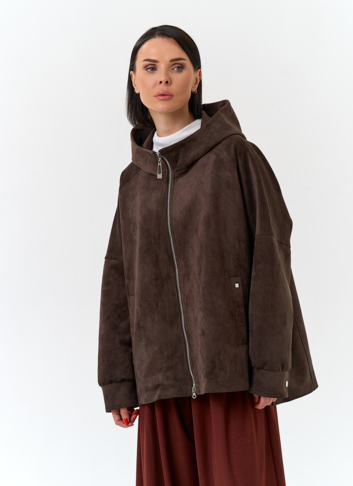 Женская куртка из эко замши с капюшоном