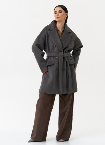 Женское укороченное пальто с поясом