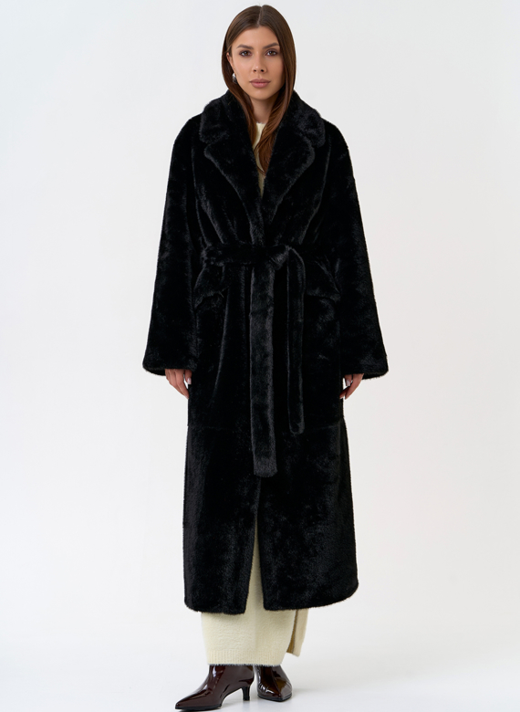 Длинное женское пальто из эко меха с английским воротником